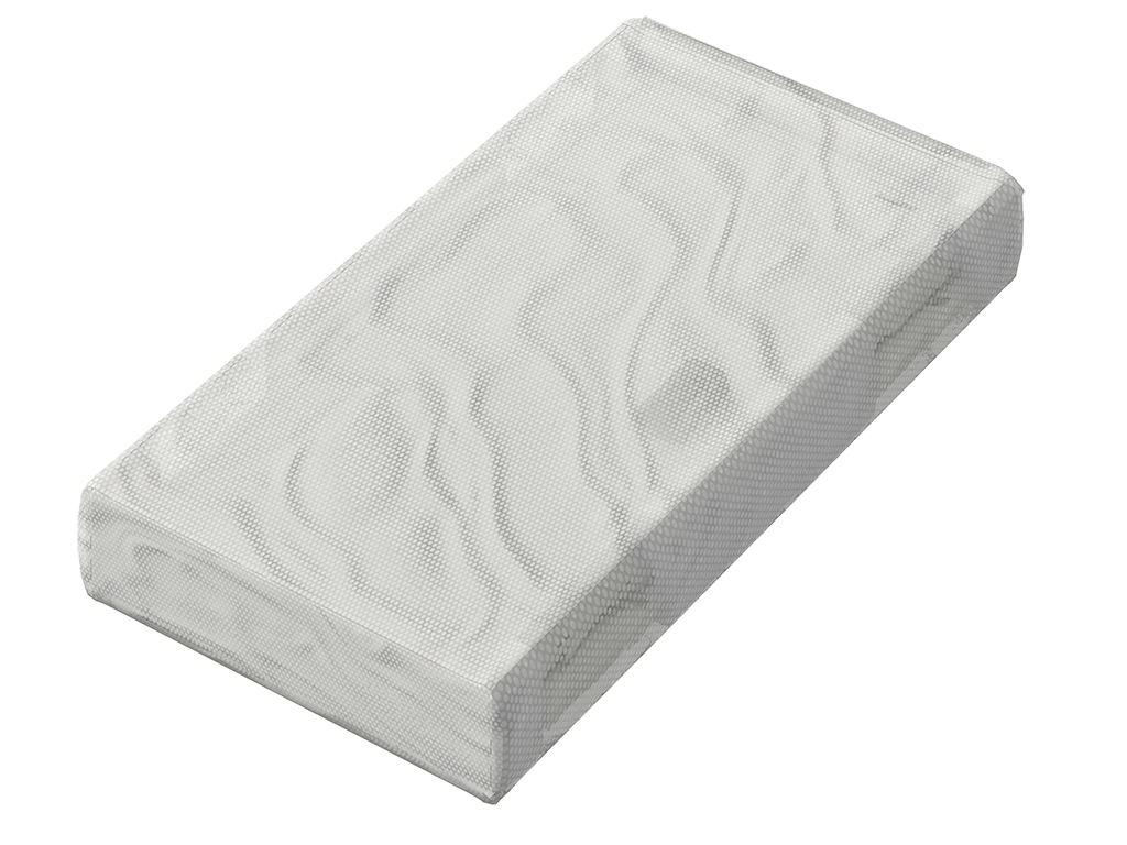 Упаковка двери в пузырчатую пленку с пенопластовыми уголками по периметру.